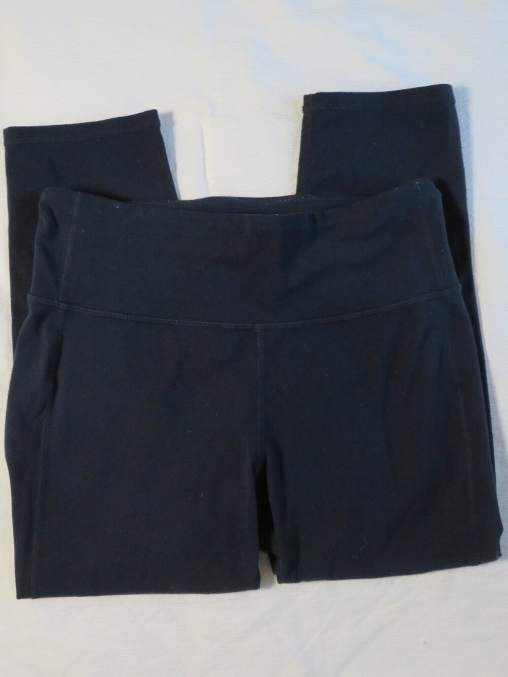 Black Athleta Capri Cropped Leggings size Small Athleisure
